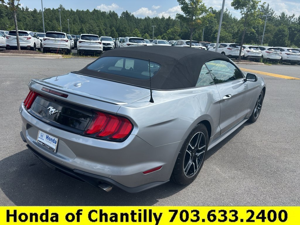 Used 2022 Ford Mustang Premium RWD image 7
