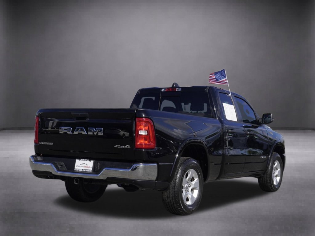 Used 2025 RAM 1500 Big Horn AWD/4WD image 4