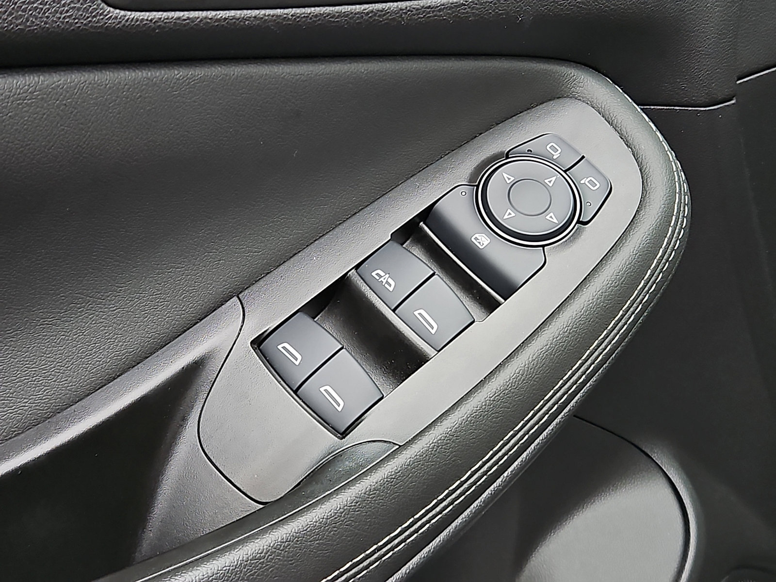 Certified 2024 Buick Encore GX Preferred image 25