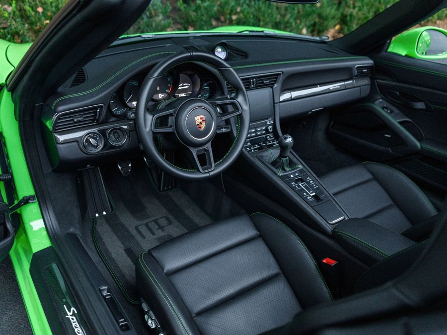 Used 2019 Porsche 911 Speedster image 14