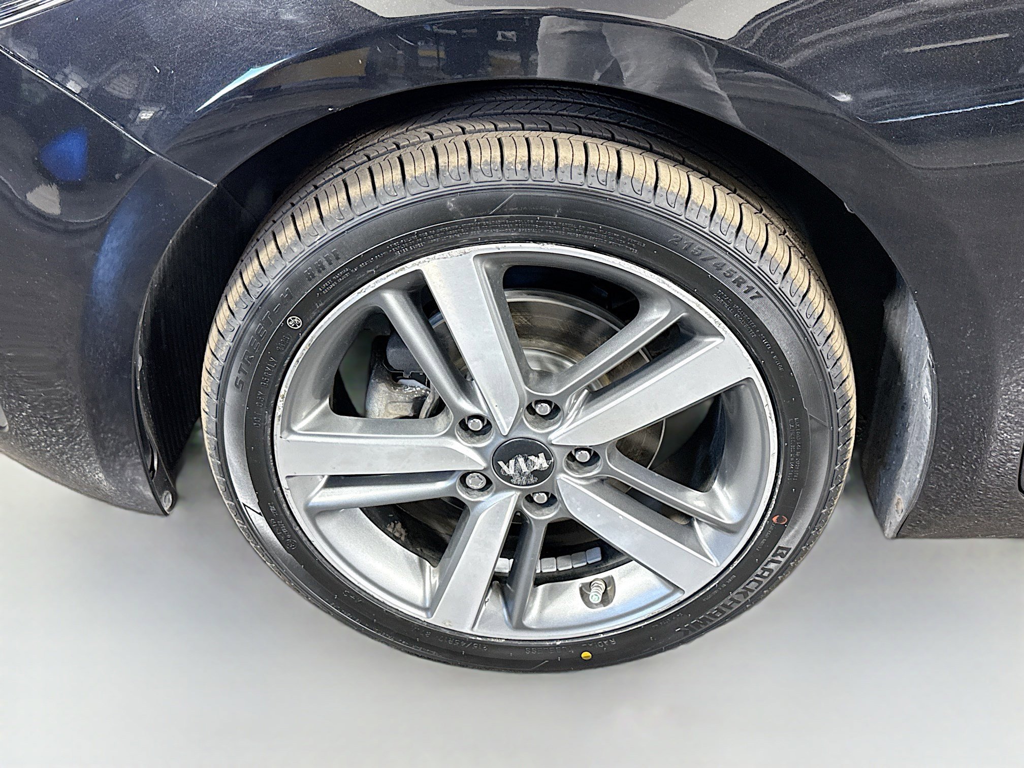 Used 2017 Kia Forte EX image 38