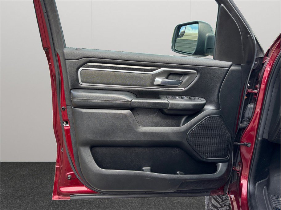 Used 2019 RAM 1500 Big Horn AWD/4WD image 17