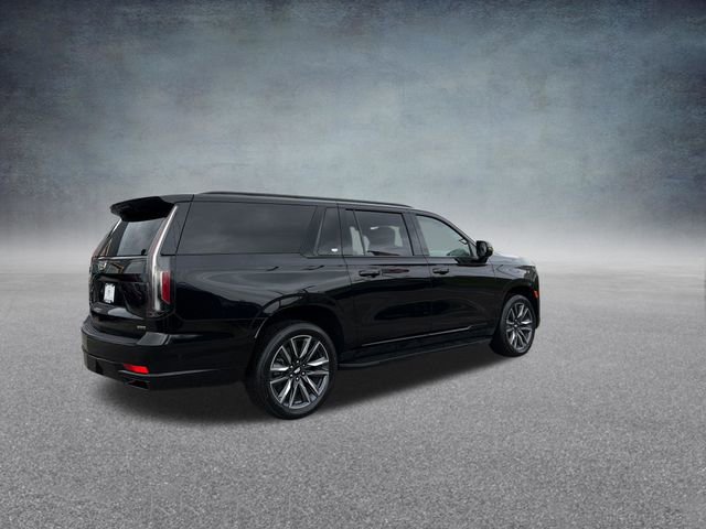 Used 2024 Cadillac Escalade ESV Sport image 4