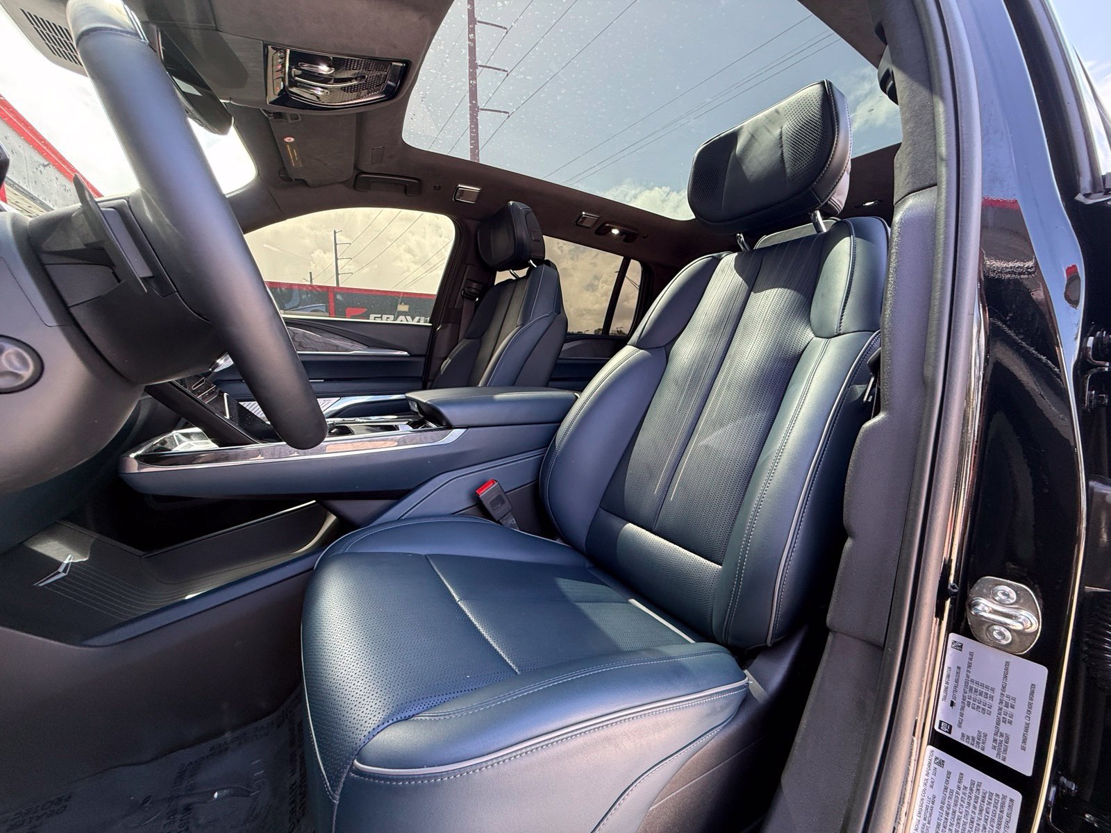 Used 2025 Cadillac Escalade IQ Sport 2 AWD/4WD image 21