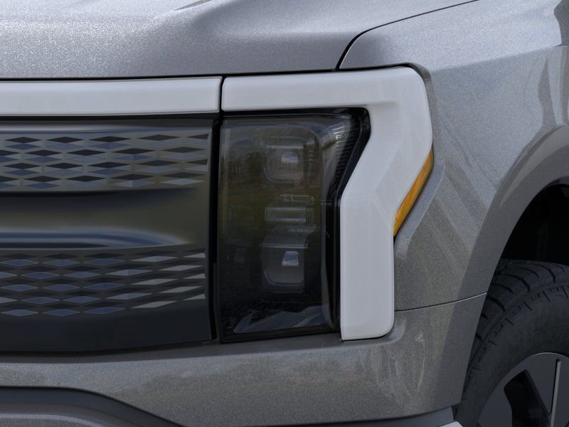 New 2025 Ford F150 Lightning Flash AWD/4WD image 18