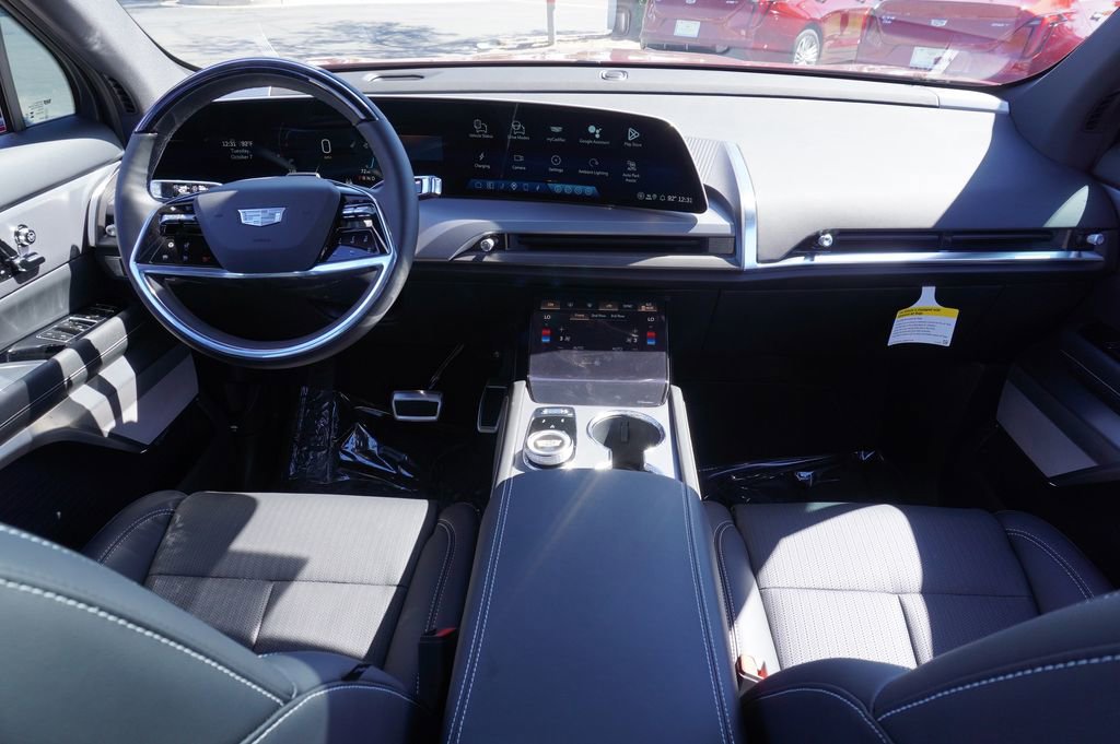 New 2026 Cadillac Vistiq Luxury AWD/4WD image 12