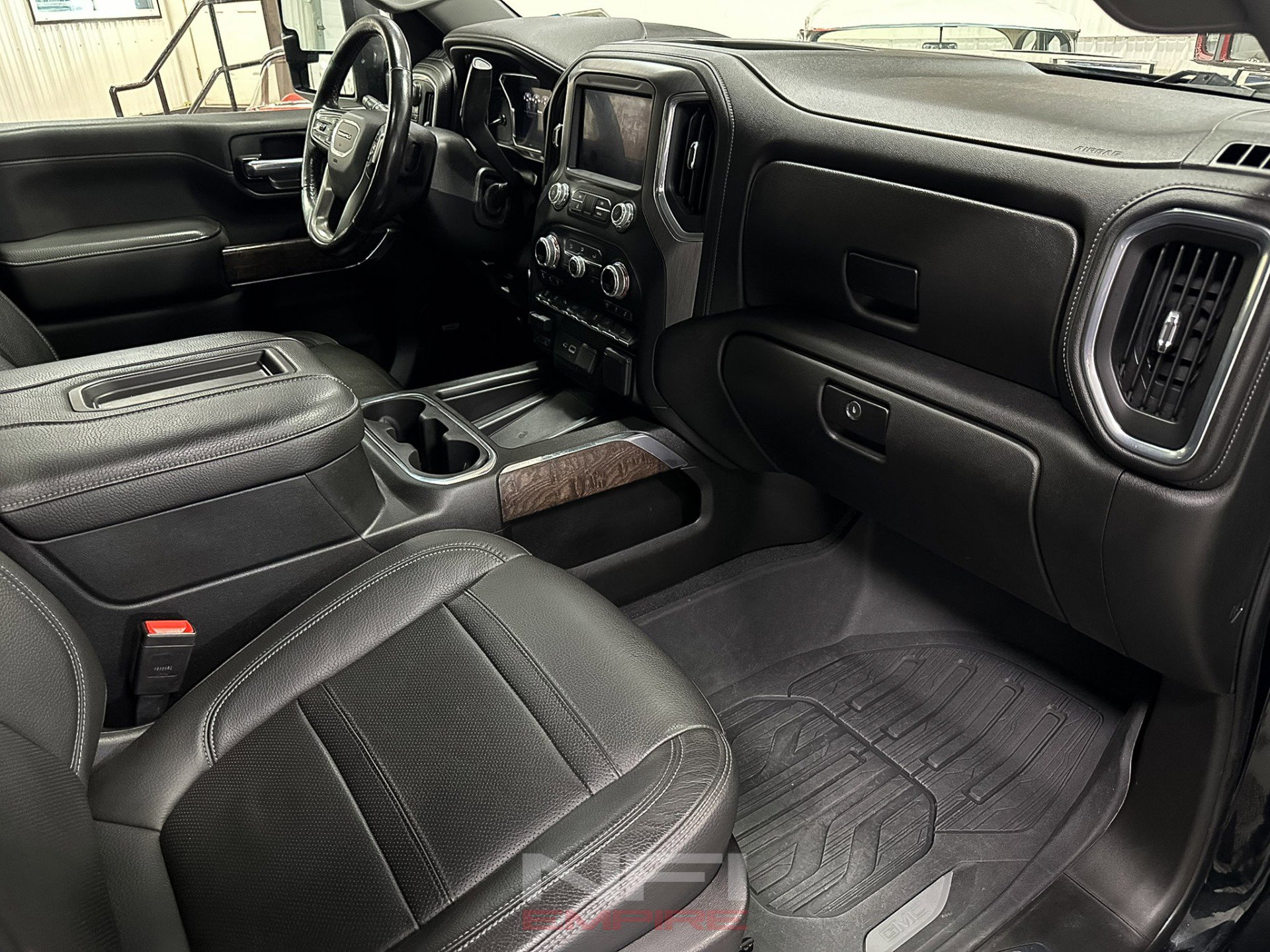 Used 2021 GMC Sierra 3500 Denali w/ Denali Ultimate Package image 36