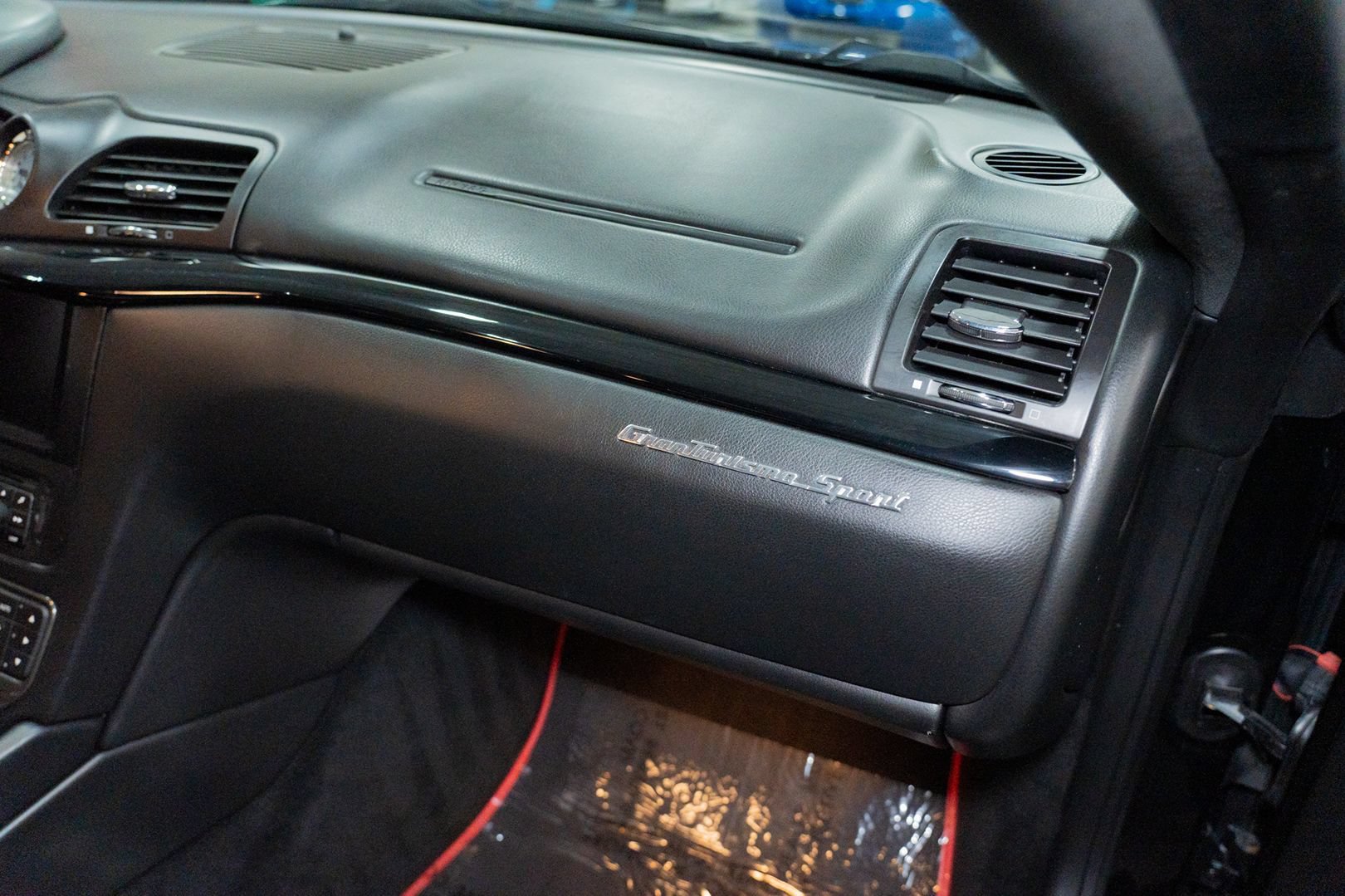 Used 2014 Maserati GranTurismo Sport RWD image 30
