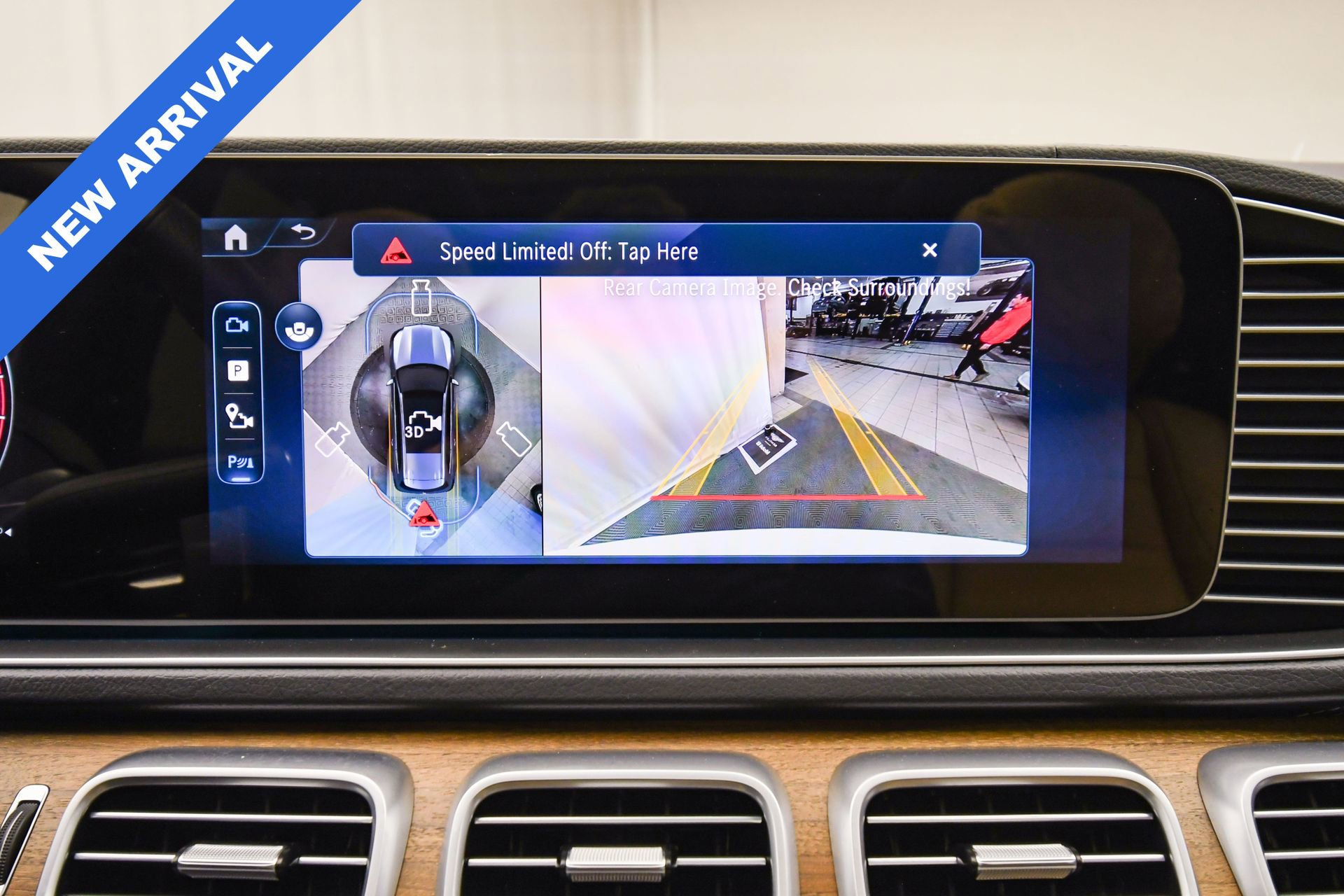 Used 2025 Mercedes-Benz GLS 450 4MATIC image 44