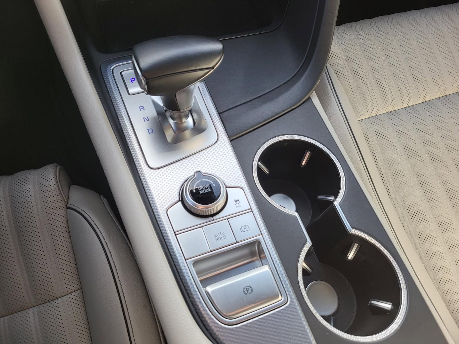 Used 2022 Genesis G70 3.3T image 31