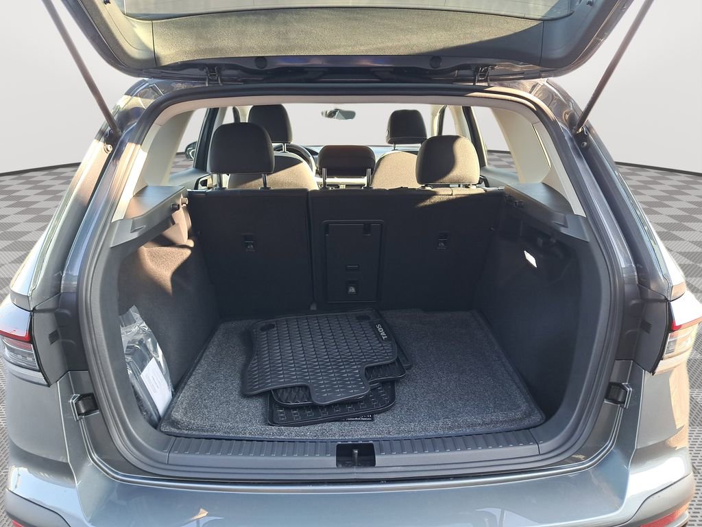 New 2025 Volkswagen Taos S image 20