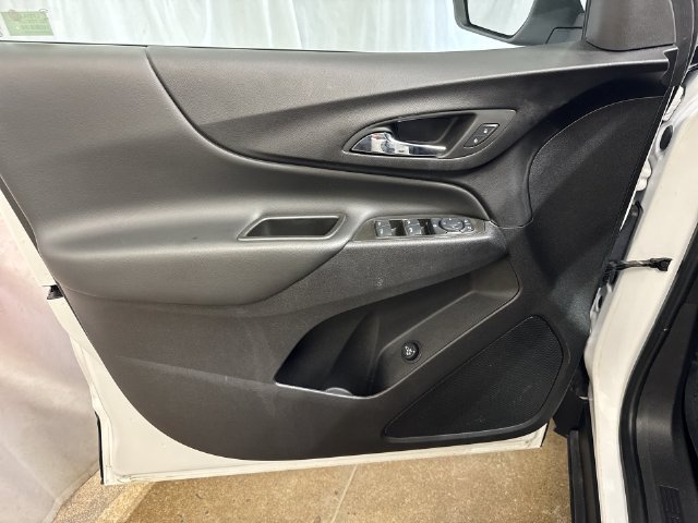 Certified 2024 Chevrolet Equinox LT FWD image 21