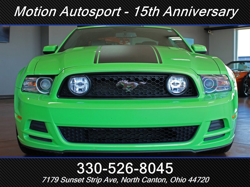 Used 2013 Ford Mustang GT Premium w/ Brembo Brake Pkg RWD image 3