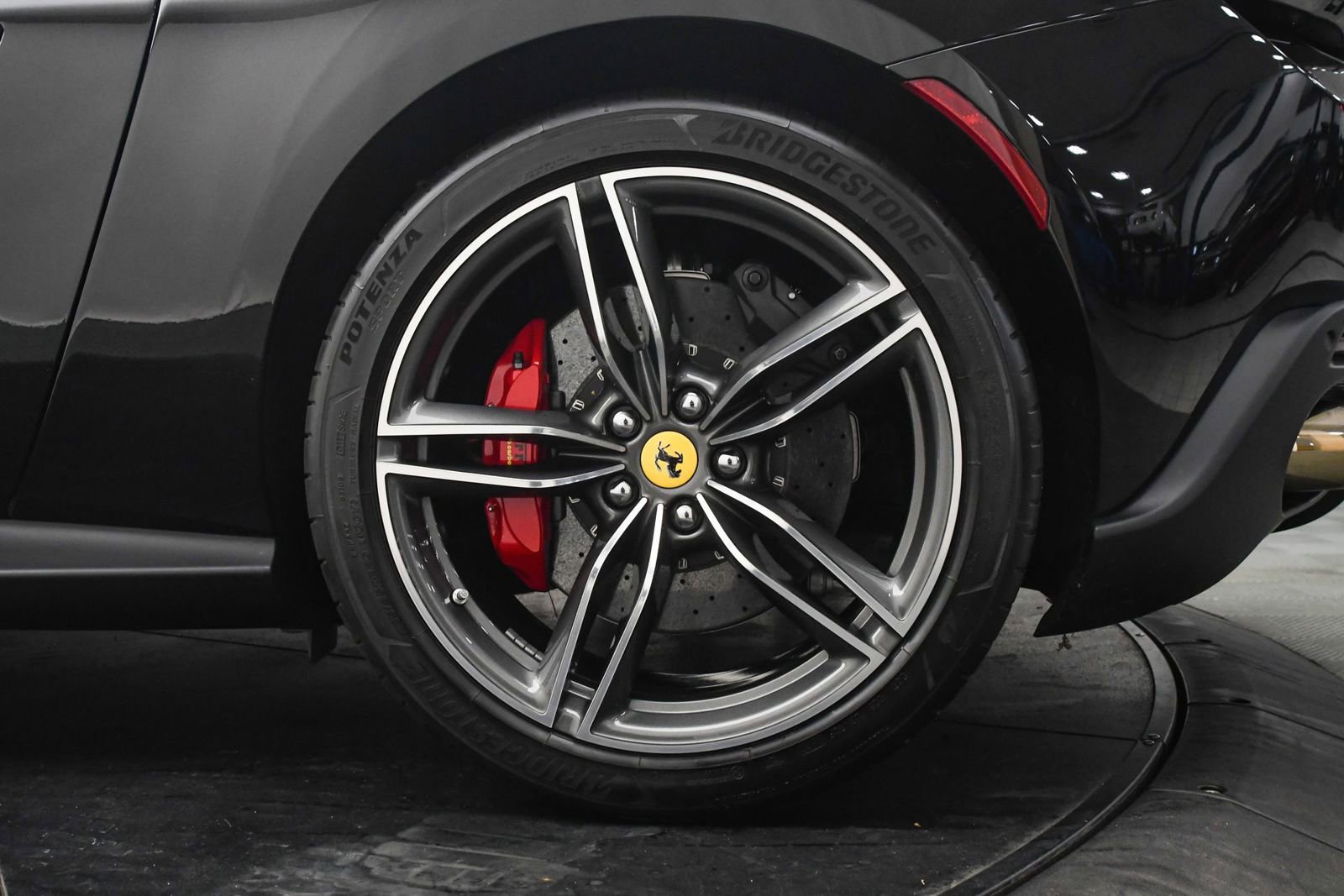 Certified 2023 Ferrari Roma image 36