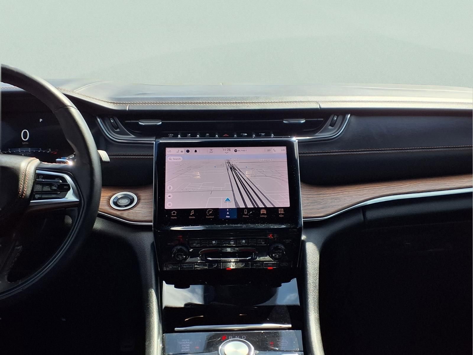 Used 2021 Jeep Grand Cherokee L Summit w/ Advanced Protech Group IV image 15