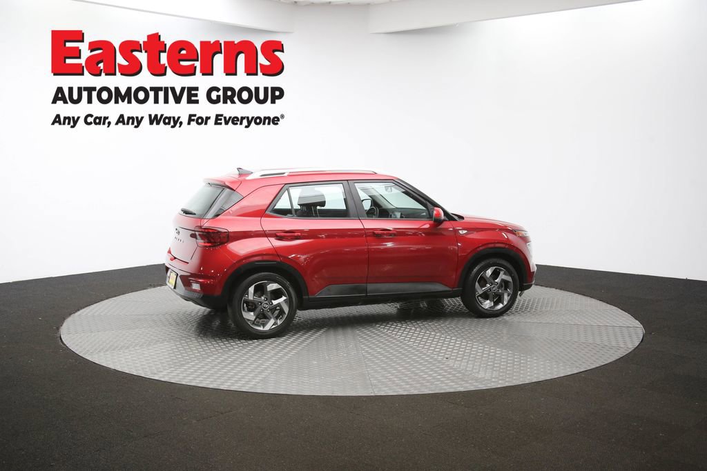 Used 2022 Hyundai Venue SEL image 42