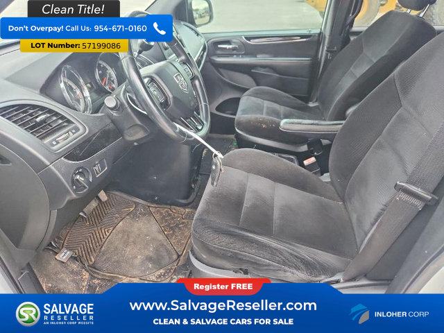 Used 2014 Dodge Grand Caravan SE FWD image 9
