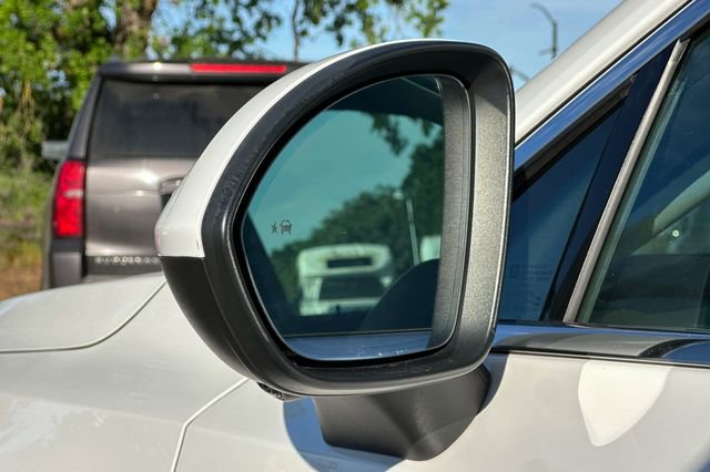 Used 2025 Buick Envision Preferred image 55