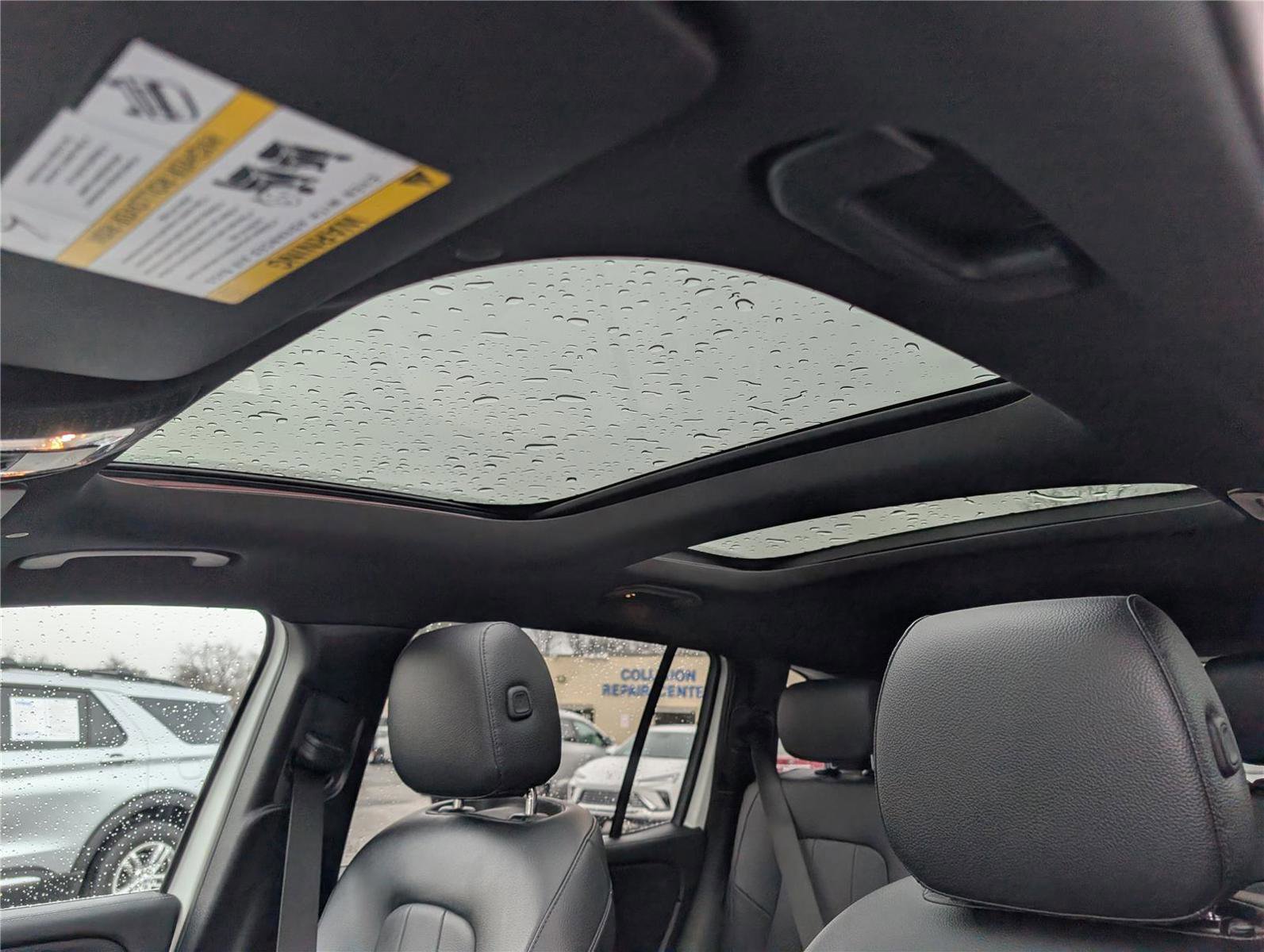 Used 2021 Mercedes-Benz GLB 250 4MATIC image 30