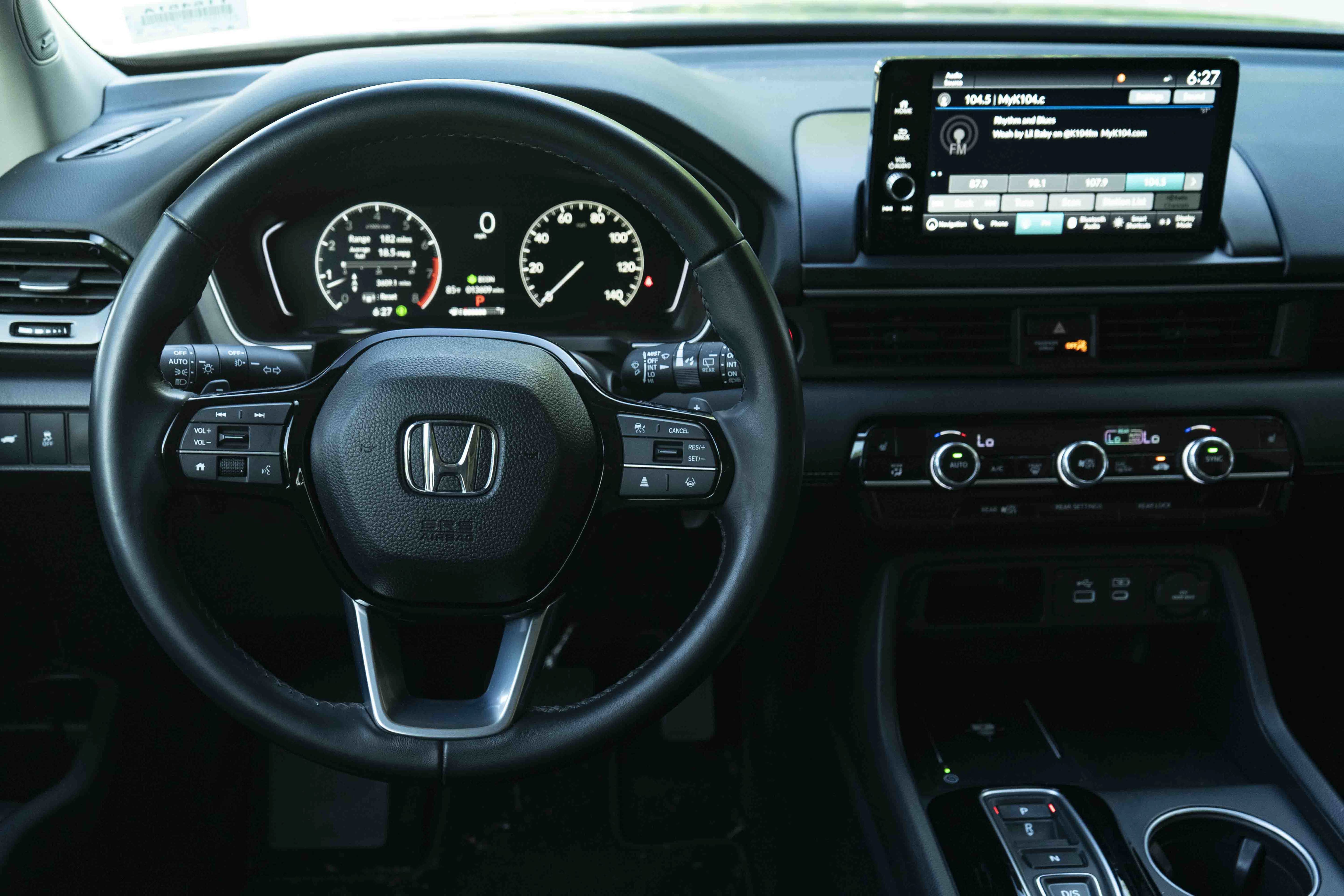 Used 2025 Honda Pilot Touring image 20