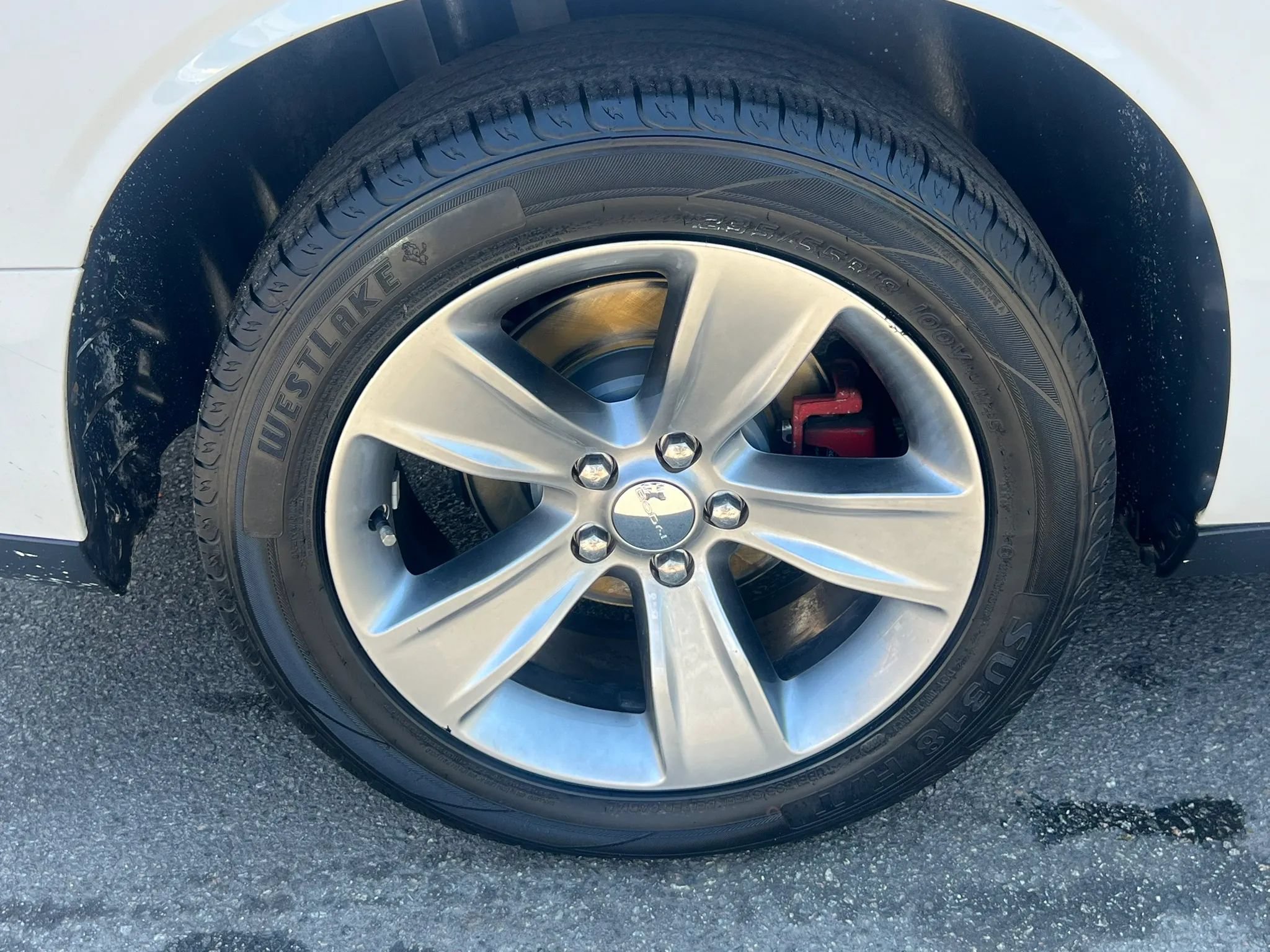 Used 2018 Dodge Challenger SXT RWD image 10