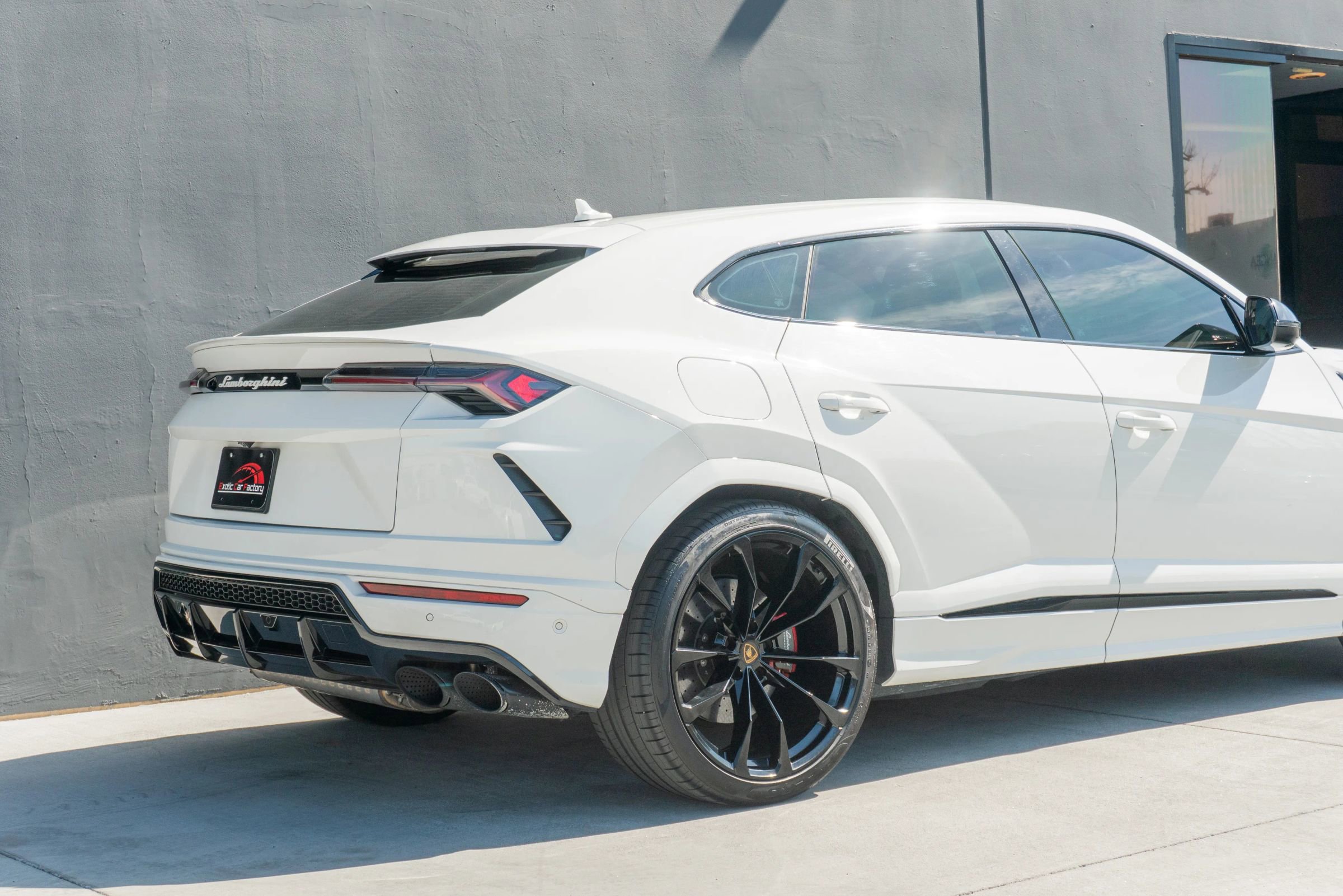 Used 2021 Lamborghini Urus image 34