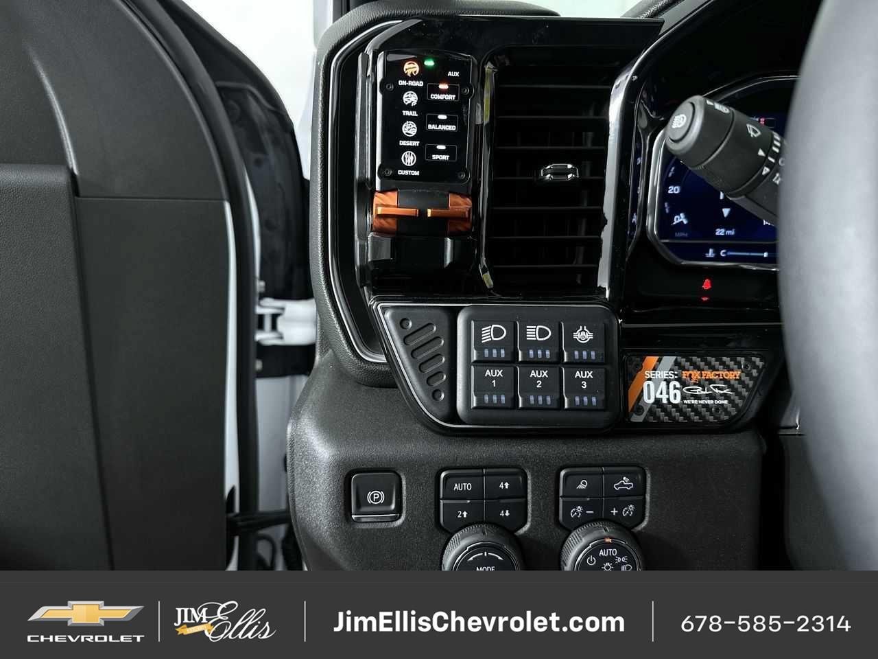 New 2025 Chevrolet Silverado 1500 LTZ AWD/4WD image 36