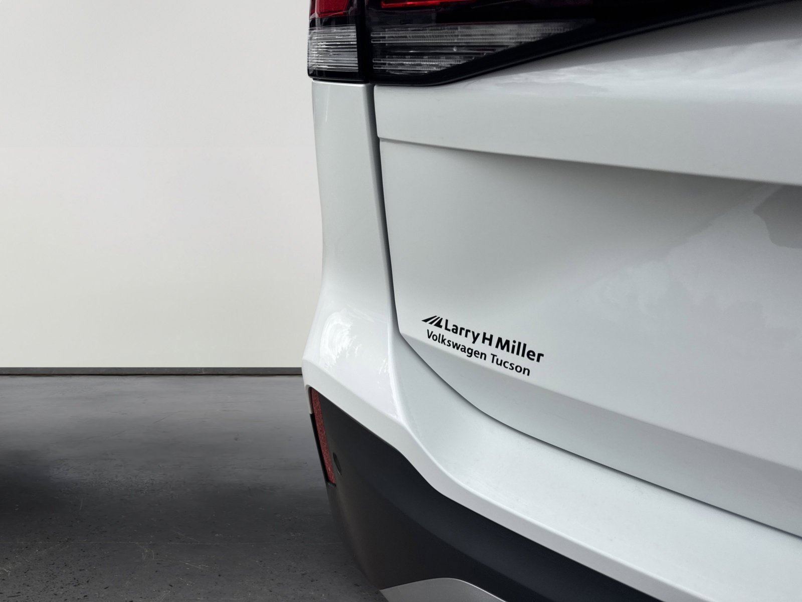 New 2026 Volkswagen Tiguan S FWD image 6