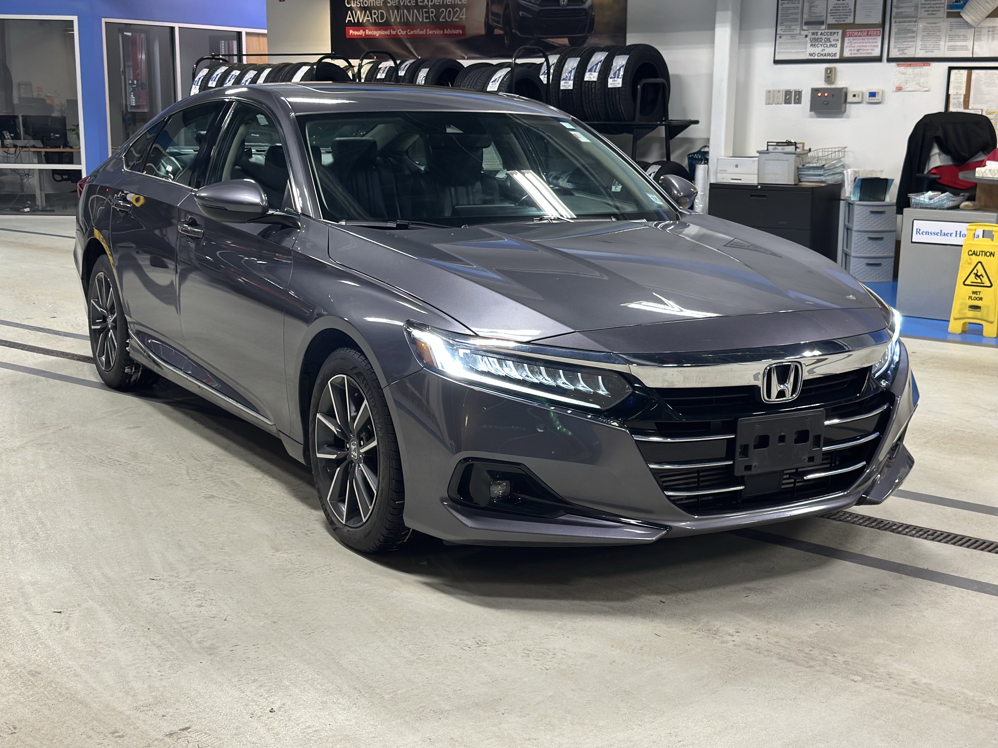 Used 2021 Honda Accord EX-L image 3