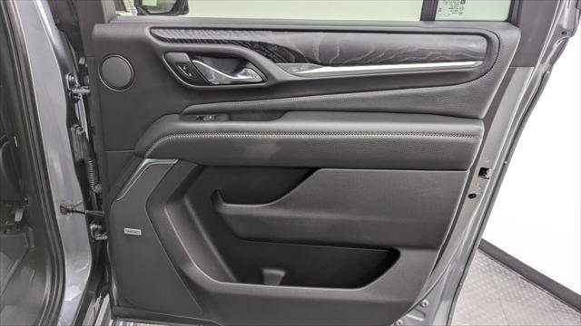 Used 2021 GMC Yukon XL Denali w/ Denali Premium Package image 23