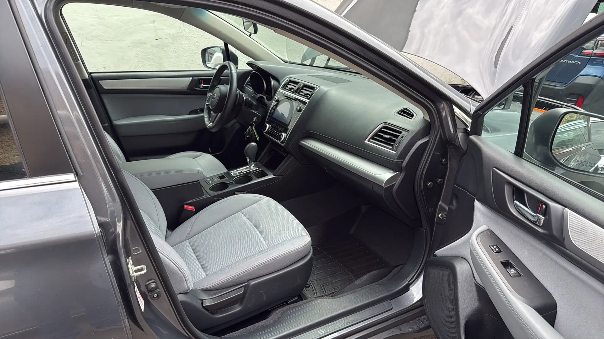 Used 2018 Subaru Outback 2.5i Premium image 25