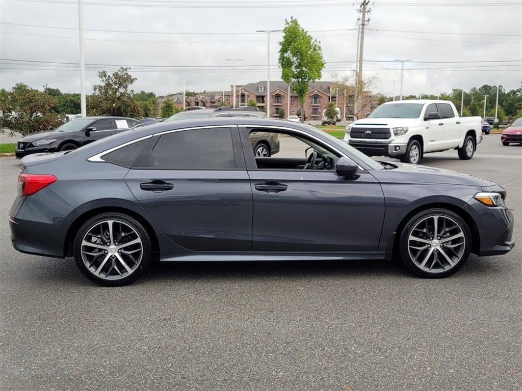 Used 2024 Honda Civic Touring image 2