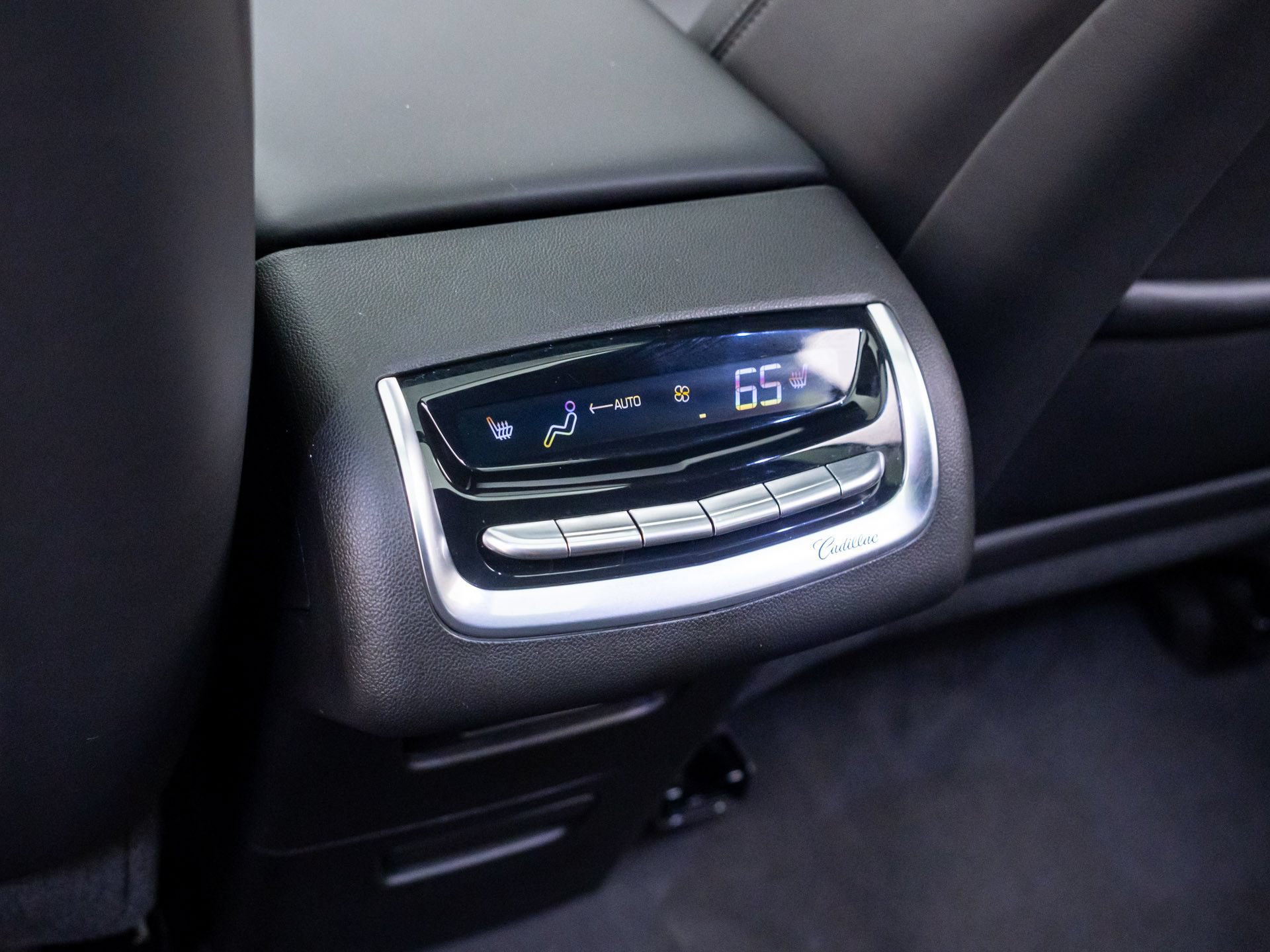 Certified 2025 Cadillac XT6 Premium Luxury w/ Platinum Package AWD/4WD image 23