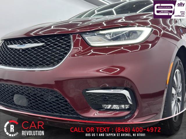Used 2021 Chrysler Pacifica Touring-L FWD image 74