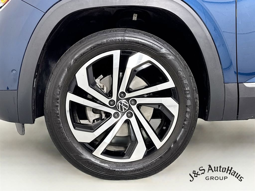 Used 2021 Volkswagen Atlas SEL Premium image 39