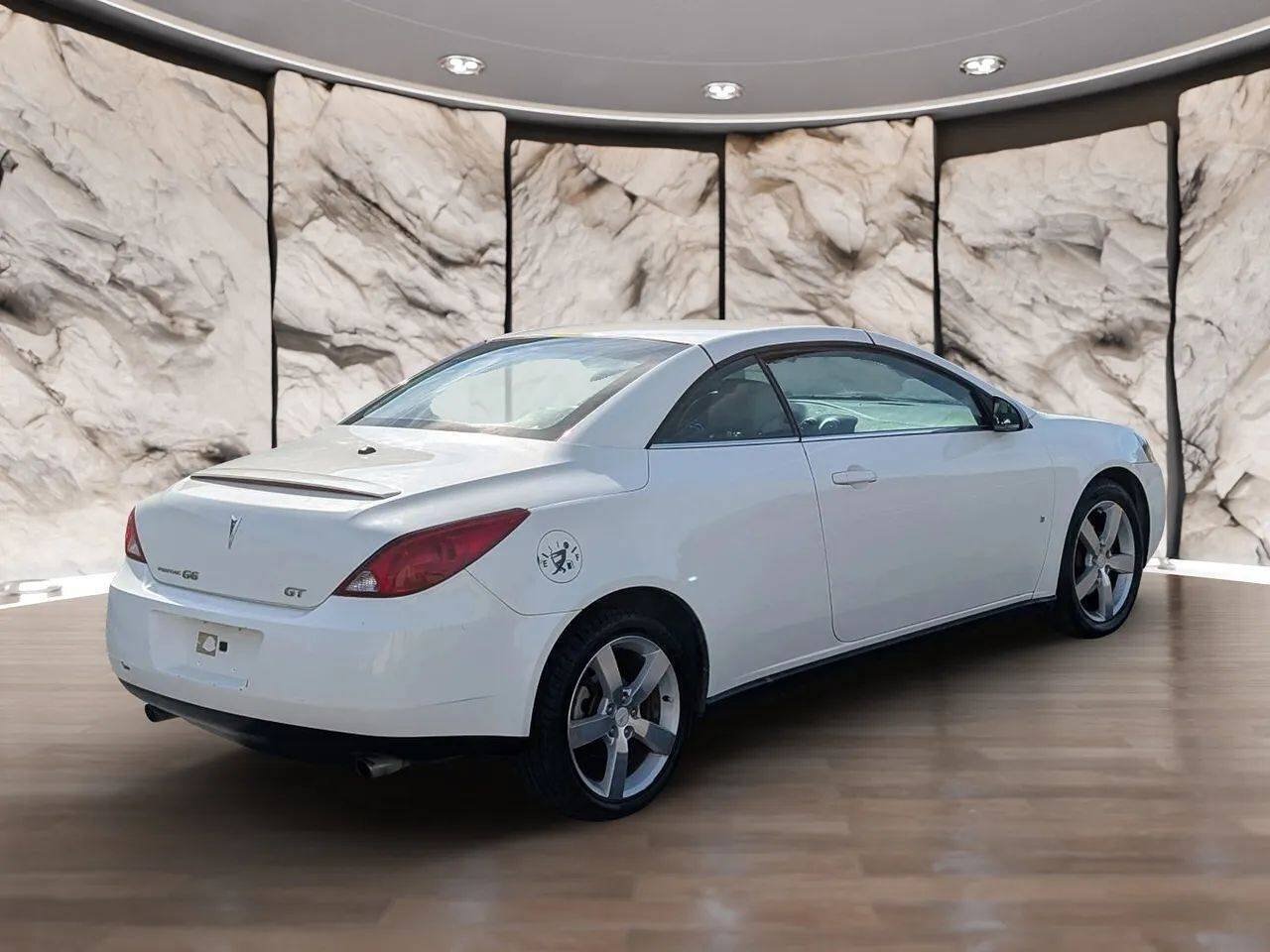 Used 2007 Pontiac G6 GT w/ Sport Package FWD image 13