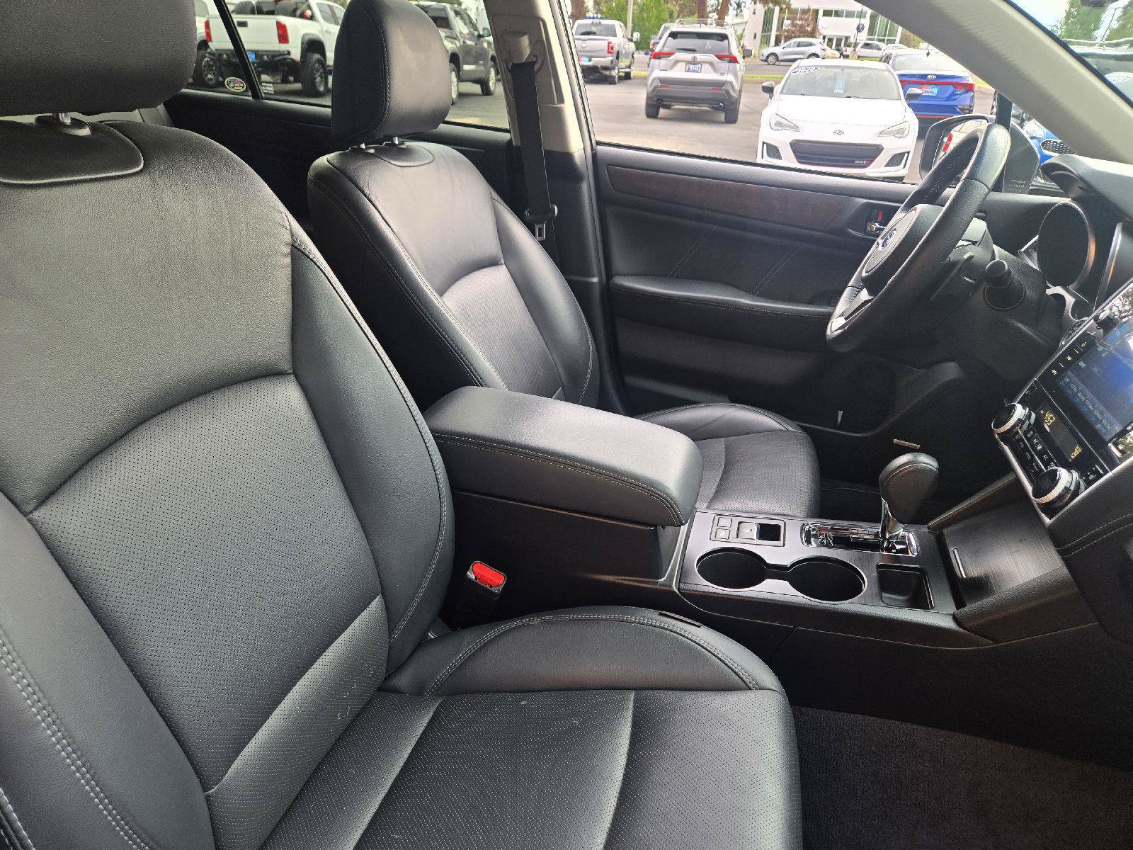 Used 2019 Subaru Outback 2.5i Limited w/ Popular Package #2 AWD/4WD image 12