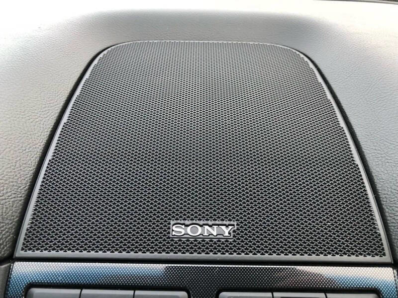 Used 2010 Ford Taurus SHO image 27