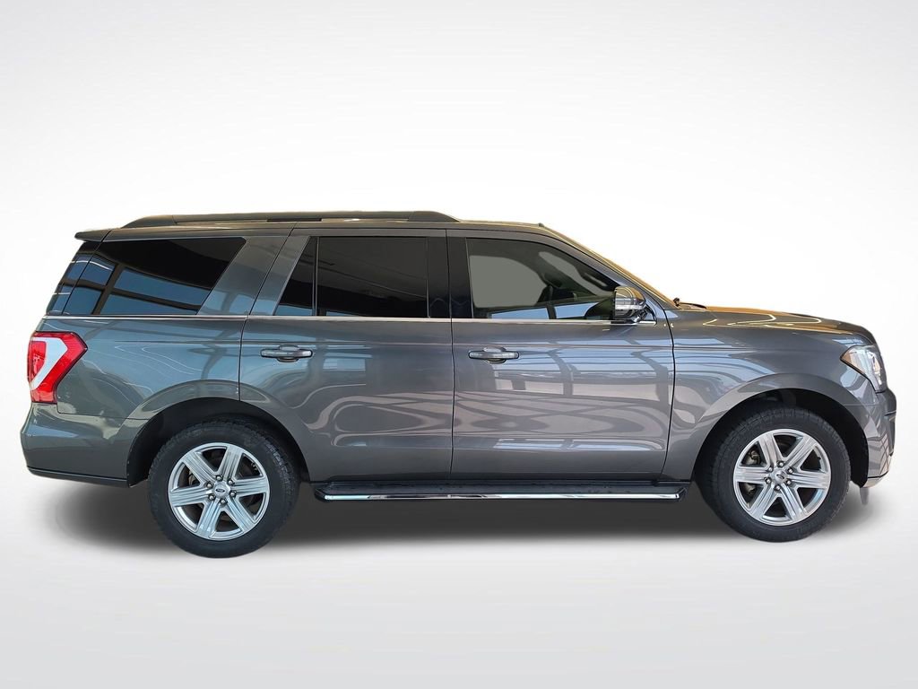 Used 2019 Ford Expedition XLT w/ Equipment Group 202A RWD image 8