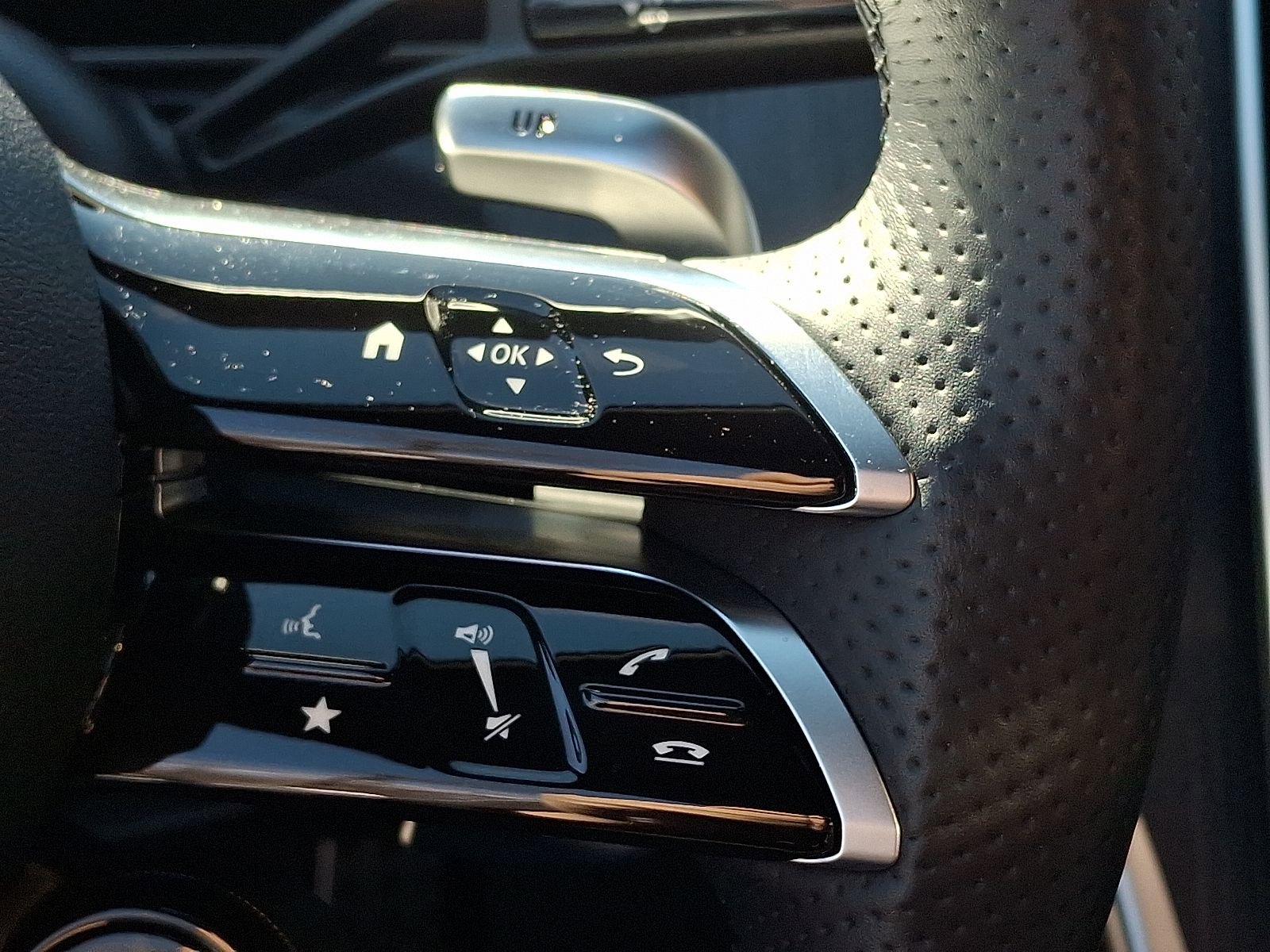 Certified 2025 Mercedes-Benz C 43 AMG 4MATIC Sedan image 21