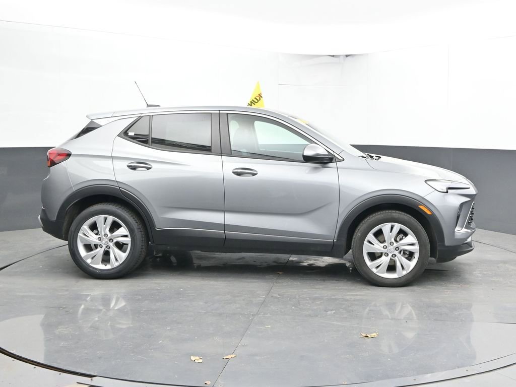 Used 2025 Buick Encore GX Preferred FWD image 4