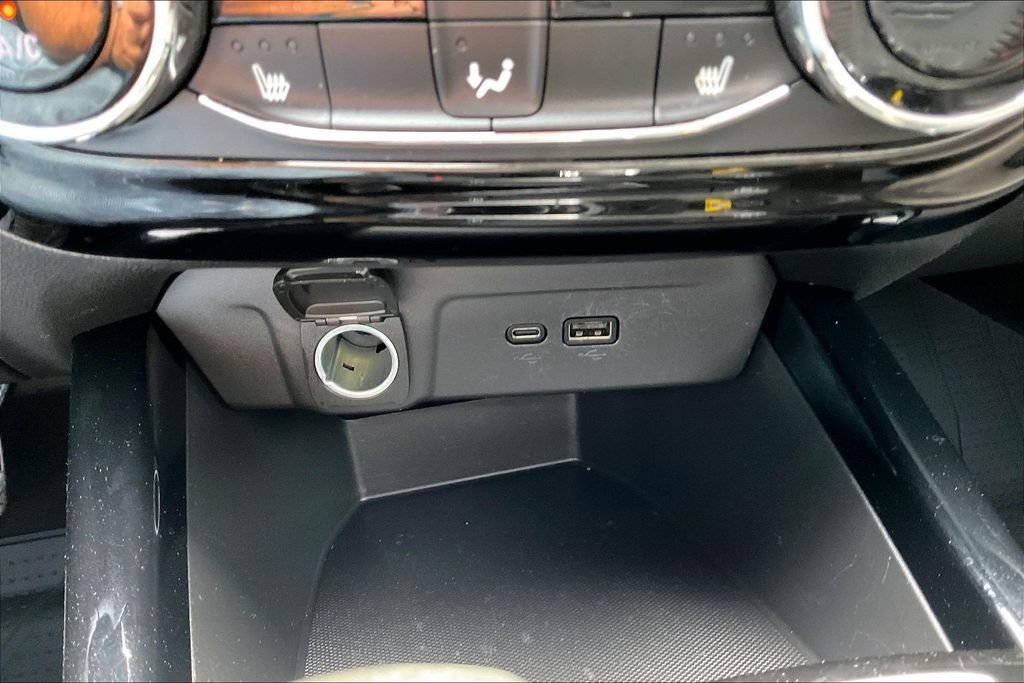 Used 2024 Chevrolet Trax RS w/ Driver Confidence Package FWD image 16
