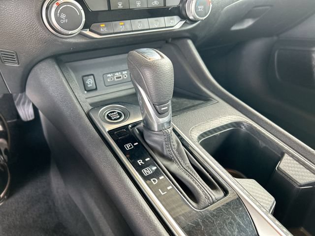 Used 2024 Nissan Sentra SV FWD image 15