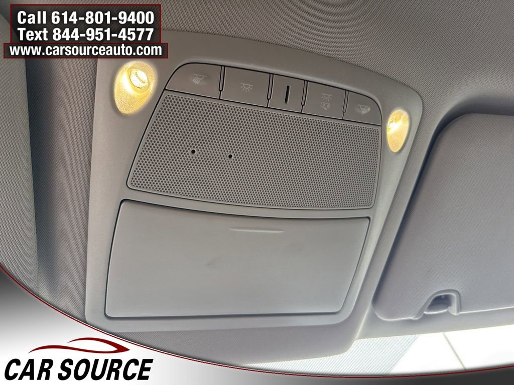 Used 2018 Nissan Rogue SV w/ Premium Package image 25