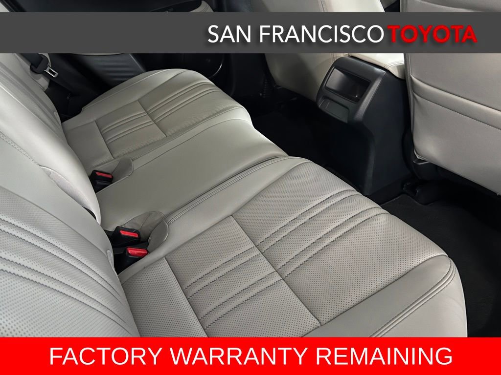 Used 2025 Honda HR-V EX-L image 18