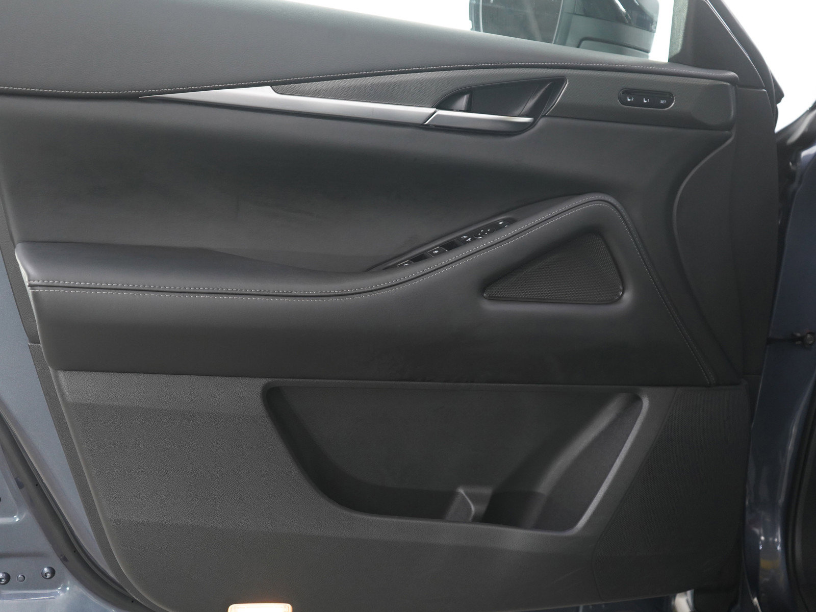 Used 2023 INFINITI QX60 Luxe image 21