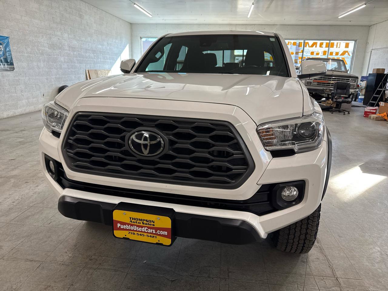 Used 2023 Toyota Tacoma TRD Off-Road w/ Technology Package image 78