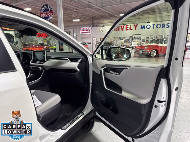 Used 2021 Toyota RAV4 Limited AWD/4WD image 48