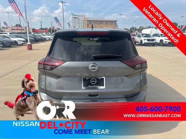New 2026 Nissan Rogue SV AWD/4WD image 4
