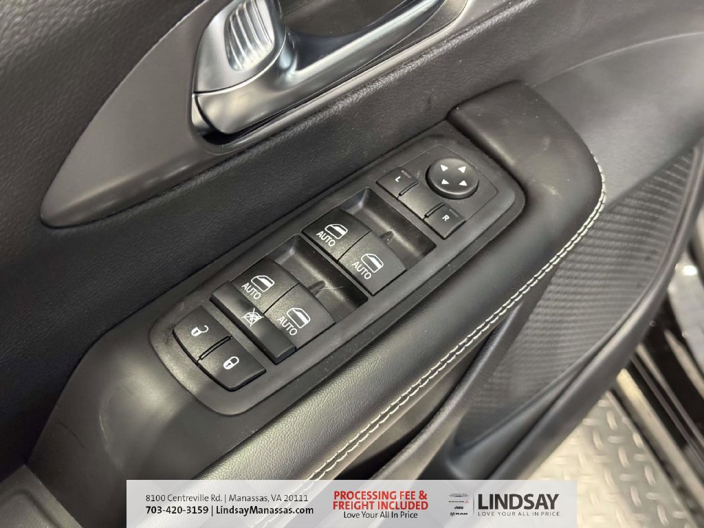 New 2026 Chrysler Pacifica Select w/ S Appearance Package FWD image 31